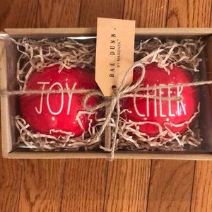 NWT Rae Dunn pair of ceramic ornaments